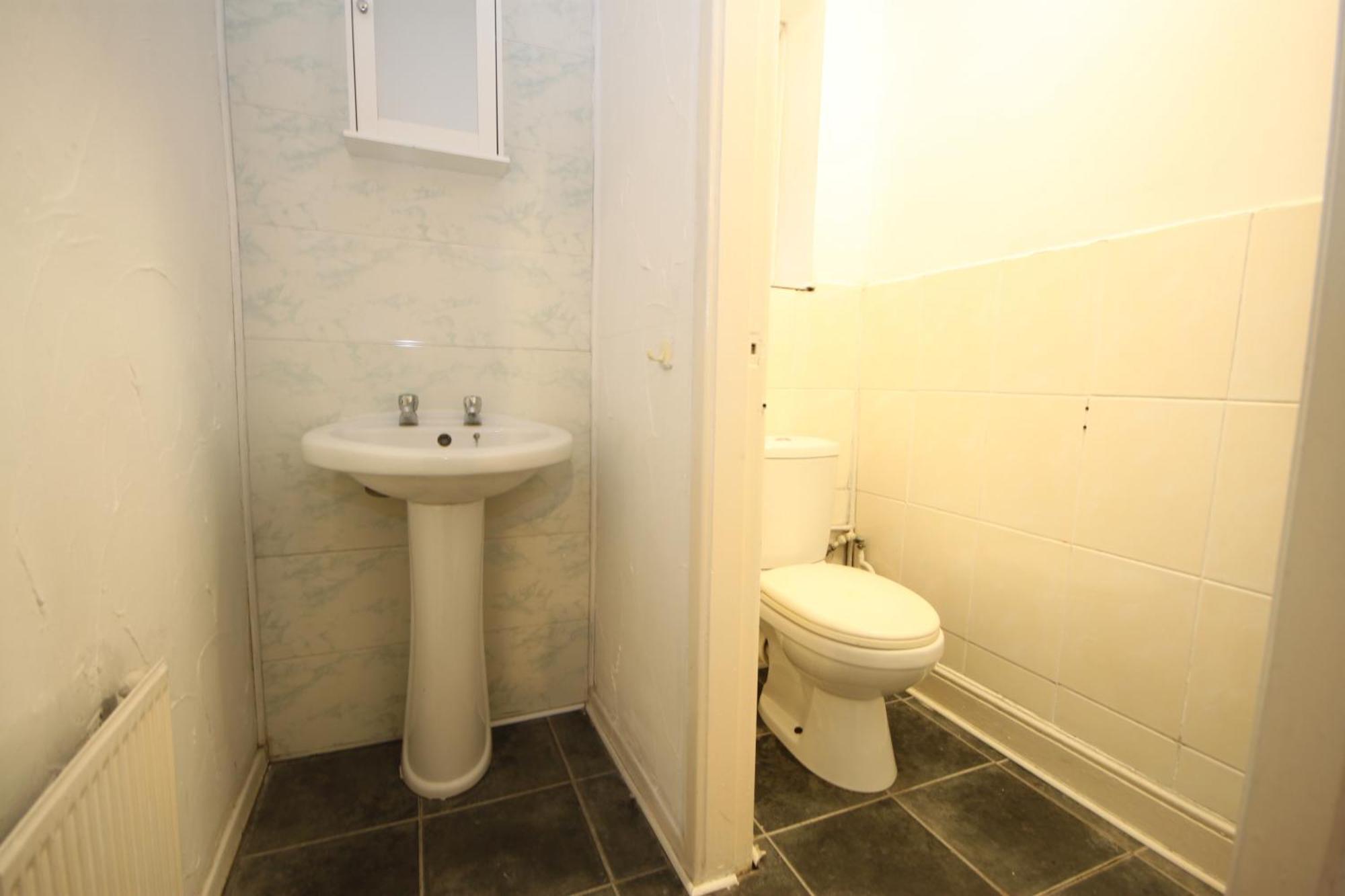 Barton Seaview, Self Catering Studio Apartments, Promenade & Central Beach Location, Families, Couples Or 23 Years Plus Only, Free Parking Блекпул Екстер'єр фото