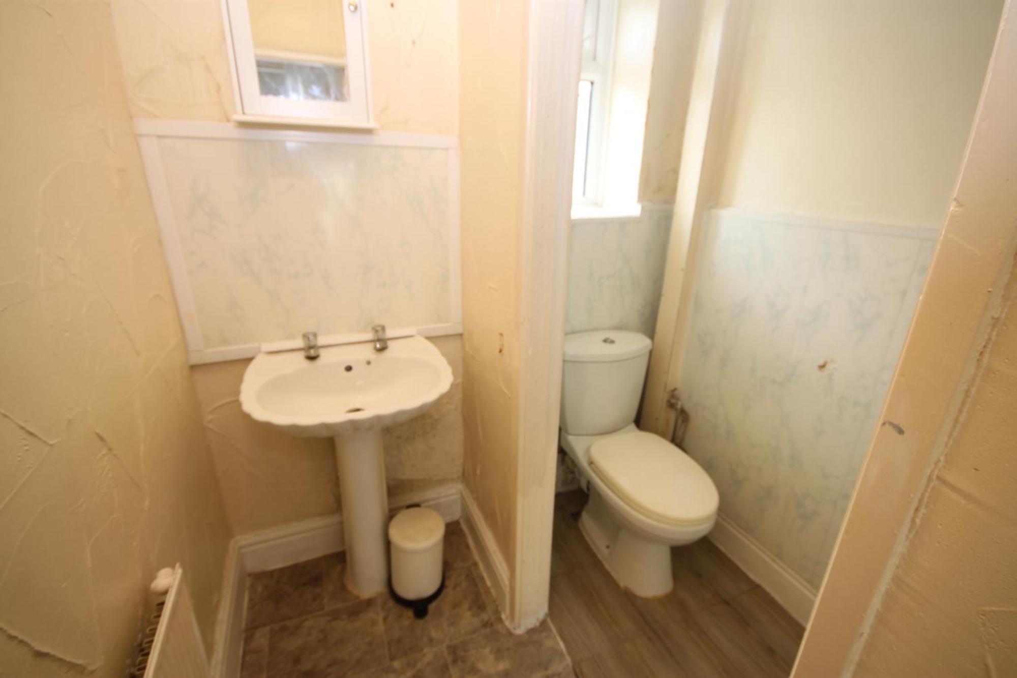 Barton Seaview, Self Catering Studio Apartments, Promenade & Central Beach Location, Families, Couples Or 23 Years Plus Only, Free Parking Блекпул Екстер'єр фото